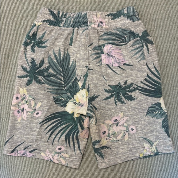 Original Use Hawaiian Sweat Shorts - Picture 3 of 3